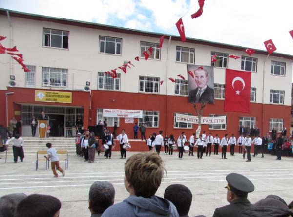 Gülnar Hatun Mesleki ve Teknik Anadolu Lisesi Fotoğrafı